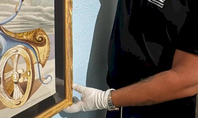 A Parma sequestrate ventuno opere false attribuite a Salvador Dalì