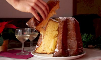 Tra ricette classiche, rivisitazioni e rincari, gli italiani non rinunciano ai dolci natalizi