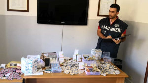 NAS Latina: sequestrate 6 mila 'pillole blu' nel mercato illegale di farmaci