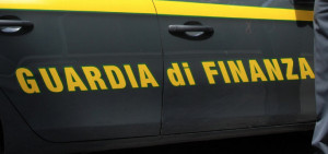 Dodici arresti e sequestro di beni mobili ed immobili per 15 milioni di euro