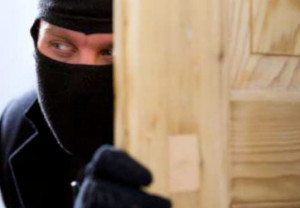 Furti estivi: ecco come cercare di evitarli