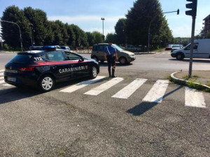 Armato di coltello, voleva uccidere la sua ex moglie: bloccato dai Carabinieri