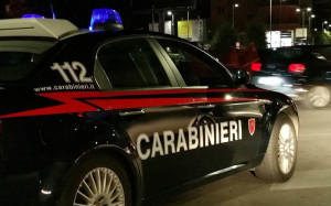 Lite per futili motivi al bar finisce a coltellate: un arresto nel barese