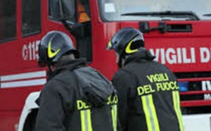 Trentunenne trovata in stato di shock dai Vigili del Fuoco