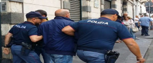 Roma: aggredisce in ascensore il fidanzato della ex compagna