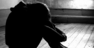 Violenza sessuale su una madre di famiglia, denunciato straniero