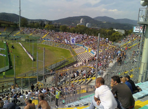 Ultras del Brescia aggrediscono le forze dell'ordine