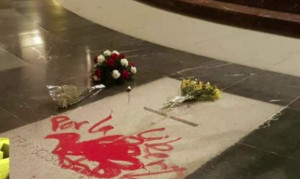 Imbrattata la tomba di Françisco Franco