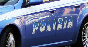 Tenta di uccidere il marito durante il sonno: arrestata
