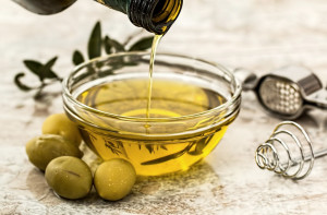 Nel 2019 addio a sei bottiglie di olio italiano su dieci