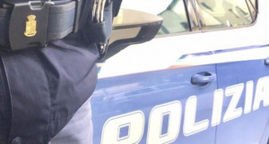 Torino: arrestato dalla Polizia di Stato dopo aver rubato una consistente somma di denaro nel suo primo giorno di lavoro
