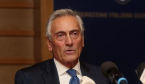 Lotta al razzismo e all’antisemitismo negli stadi. Gravina: 'In arrivo nuove misure'