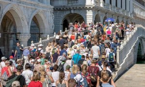 Turismo, un green pass per i viaggi in Italia: sarà attivo da metà maggio 