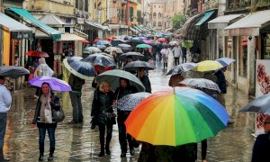La primavera fa i capricci, torna il maltempo sull'Italia: temporali e temperature in calo