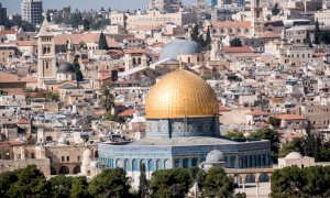 Pioggia di razzi sull'aeroporto di Tel Aviv. Continuano i combattimenti sulla Striscia di Gaza