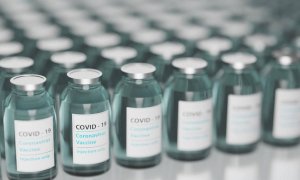 AstraZeneca e Johnson&Johnson, gli scienziati tedeschi hanno trovato la causa delle rare trombosi