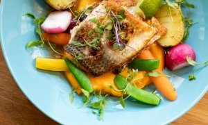 Pesce e verdure abbassano il rischio di contrarre una forma grave di Covid