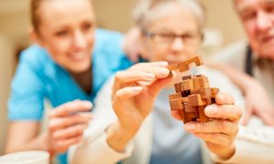 Alzheimer: arriva il primo farmaco approvato dopo 20 anni di ricerca