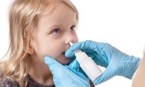 Vaccini covid: arrivano quelli in spray nasale che innescano anticorpi contro le varianti