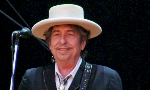 Bob Dylan accusato di violenza sessuale, i fatti risalgono al 1965