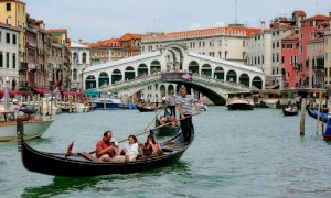 Il Ponte di Rialto restituito ai veneziani: restauro storico con fondi per 5 milioni di euro