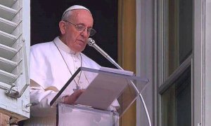 Papa Francesco, la dura condanna all'antisemitismo 