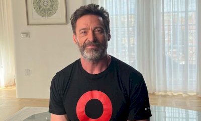 Buon compleanno Hugh Jackman: il volto di Wolverine compie 55 anni