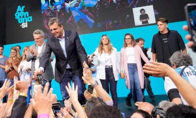 Elezioni Argentina, sarà ballottaggio: sfida tra Massa e Milei