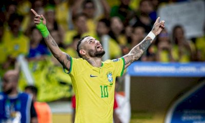 Neymar si consola dopo l'infortunio: vincita al poker online